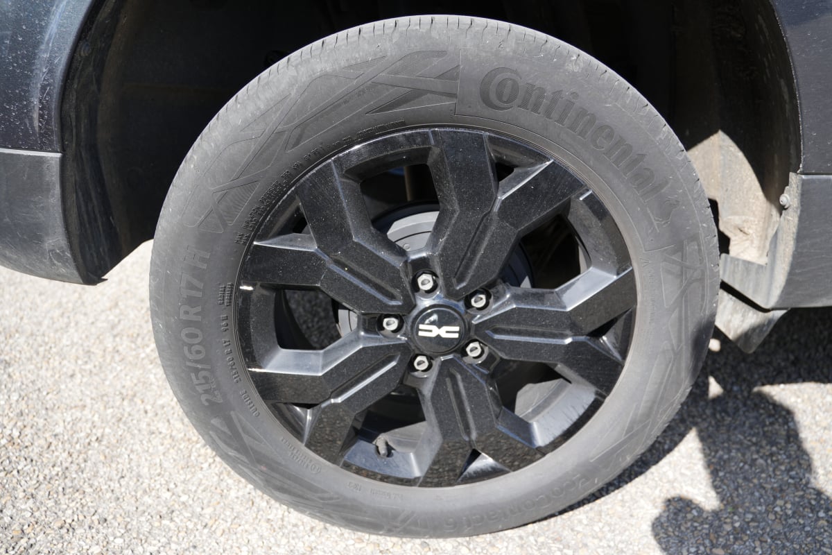 Dacia Duster III 1.0 ECO-G 100 4X2 EXTREME — 40