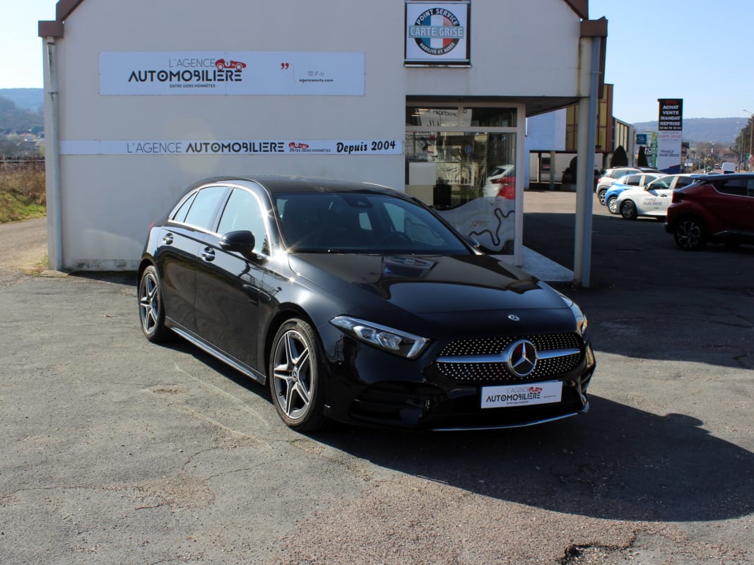Mercedes-Benz Classe A 180 d 116 CH AMG Line 8G-DCT ÉCLAIRAGE D'AMBIANCE — 1