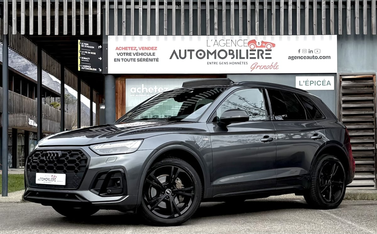 Audi Q5 40 TDI 204ch Quattro S-line S-tronic / Attelage Elec - Origine France & Suivi Audi — 1