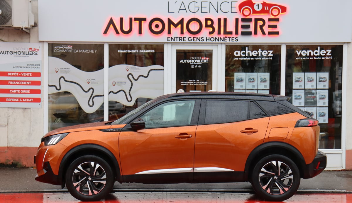 Peugeot 2008 II 1.5 BlueHDI 100 GT-Line BVM (Suivi full Peugeot, CarPlay, Caméra) — 2