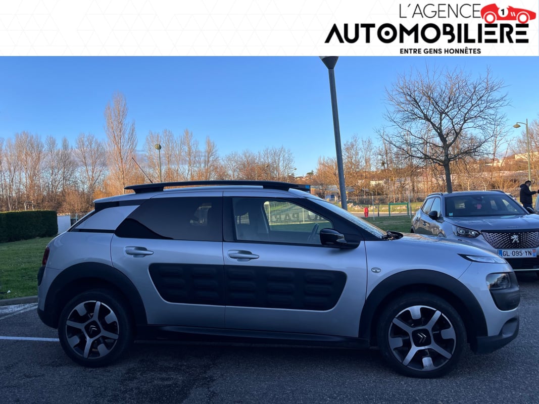 Citroen C4 CACTUS 1.6 BLUEHDI 100CH SHINE — 2