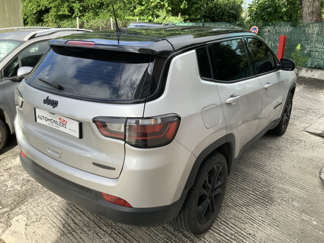 Jeep Compass 1.5 TURBO T4 130 ETORQUE HYBRIDE NIGHT EAGLE BVR7 — 12