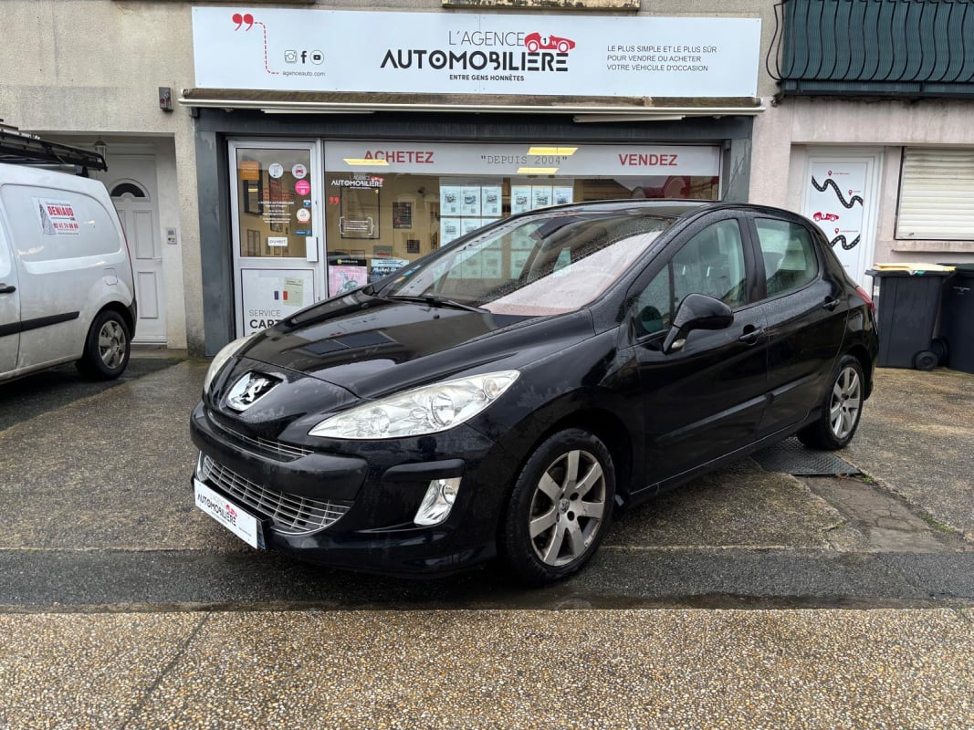Peugeot 308 1.6 HDi 90 cv - Allure - Suivi complet — 1