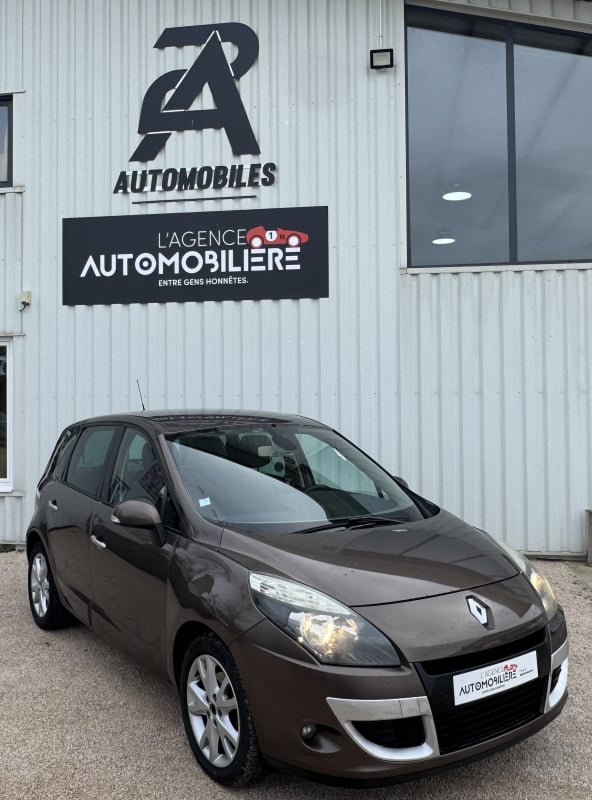 Renault Scenic 1.5 DCI EDC - 110cv DYNAMIQUE — 1