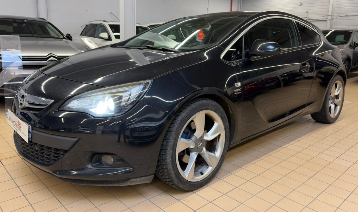 Opel Astra IV GTC 1.7 CDTI 130 FAP START/STOP SPORT PACK