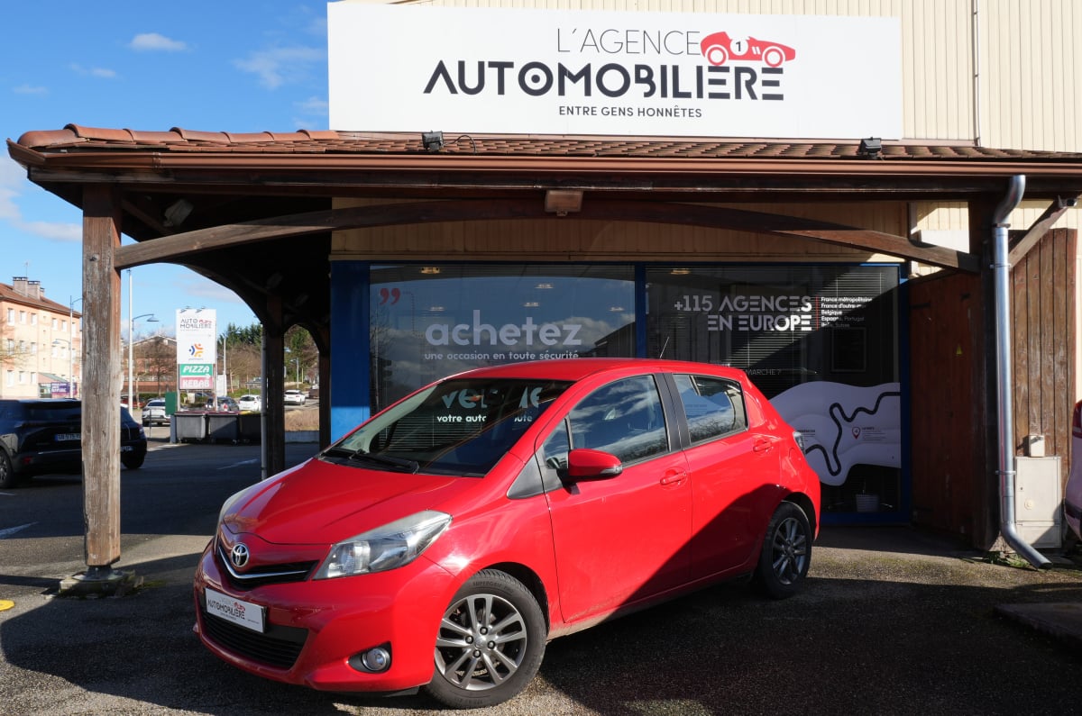 Toyota Yaris III 1.3 100 VVT-I DYNAMIC 5P — 1
