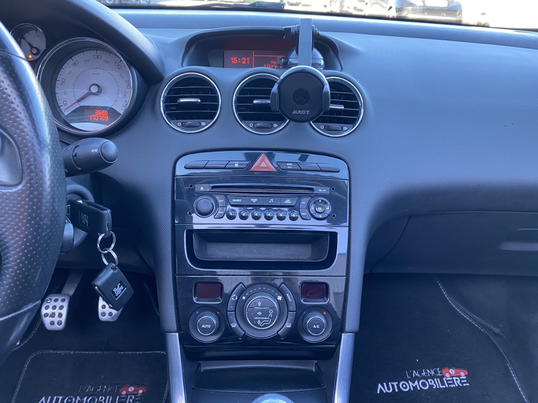 Peugeot 308 CC 1.6 HDI 110 FAP SPORT PACK BV6 — 21