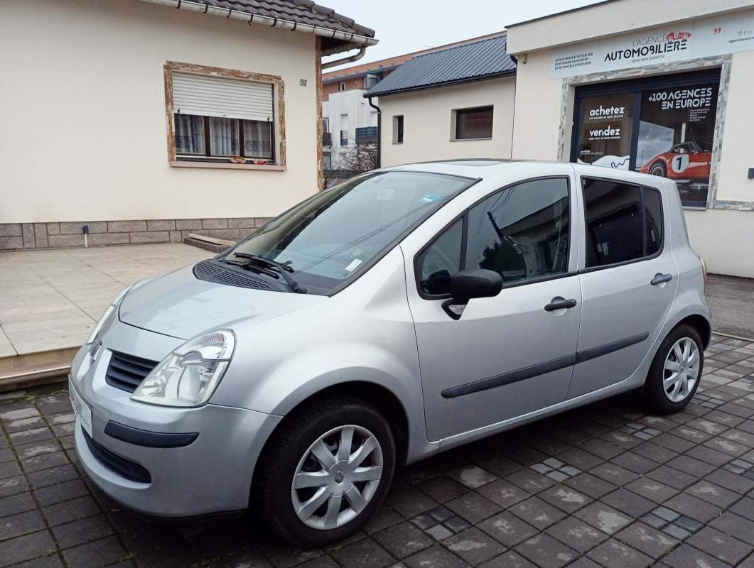 Renault Modus 1.6 110 CV Expression Boite Automatique — 1