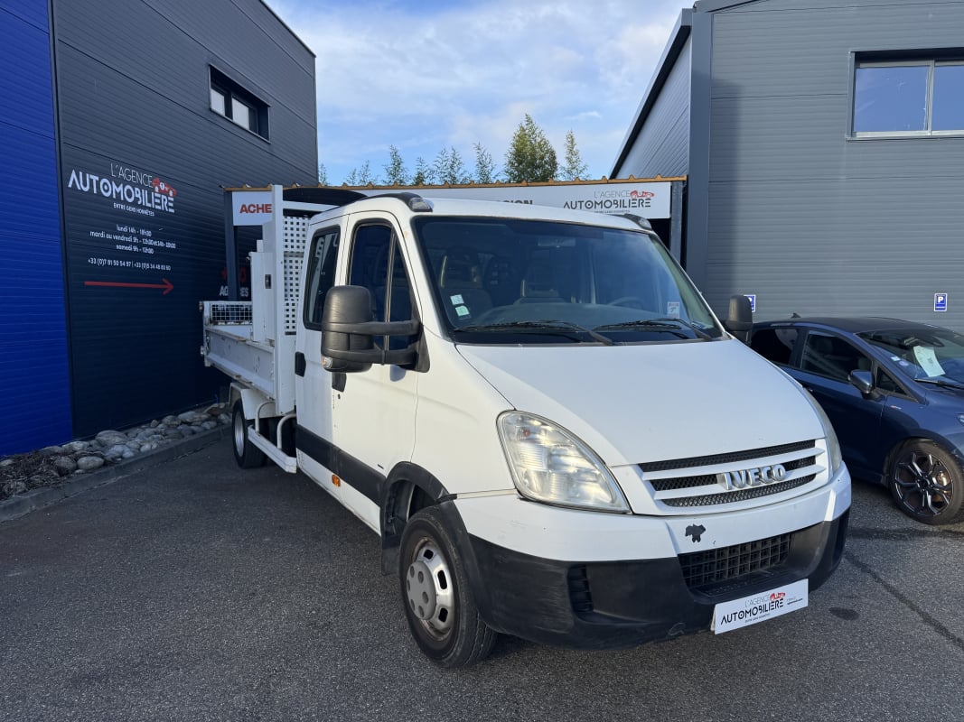Iveco 35c12 2.3 HP 106 BENNE 7 TONNES — 1