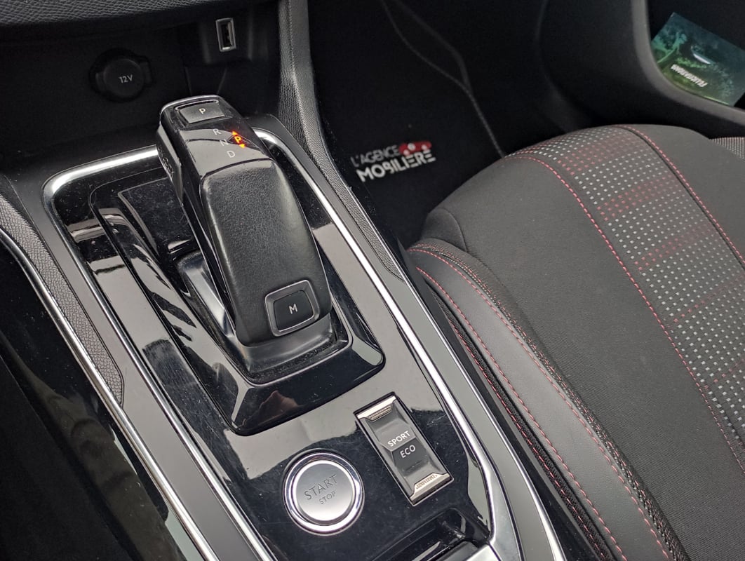 Peugeot 308 1.5 BlueHdi 130ch EAT6 GT Line (Garantie 6 mois) — 2