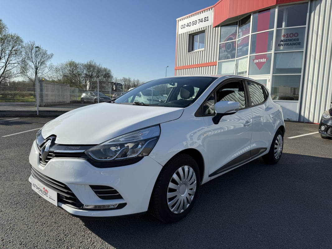 Renault Clio IV (2) 0.9 TCE 75CH TREND | Garantie 6 Mois — 1