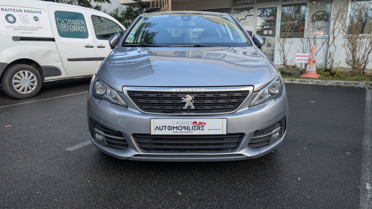 Peugeot 308 Phase II 1.5 BlueHDi 16V S&S 130 cv Boîte auto — 2
