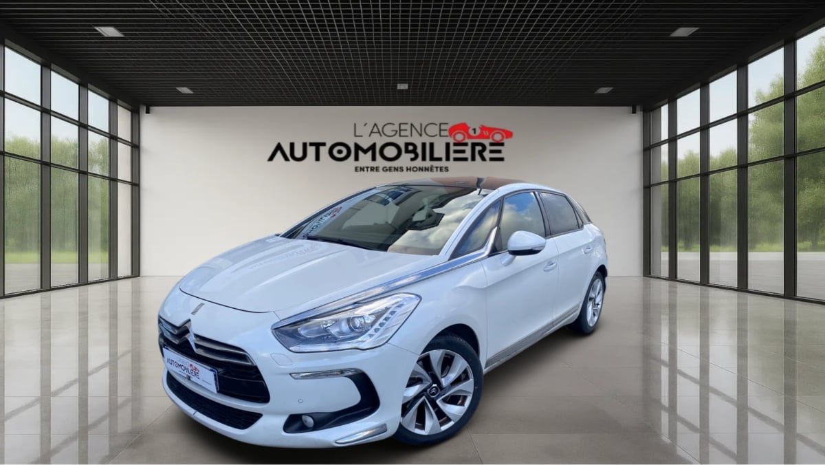 Citroen DS5 HDI 160 SPORT CHIC Garantie 12 Mois