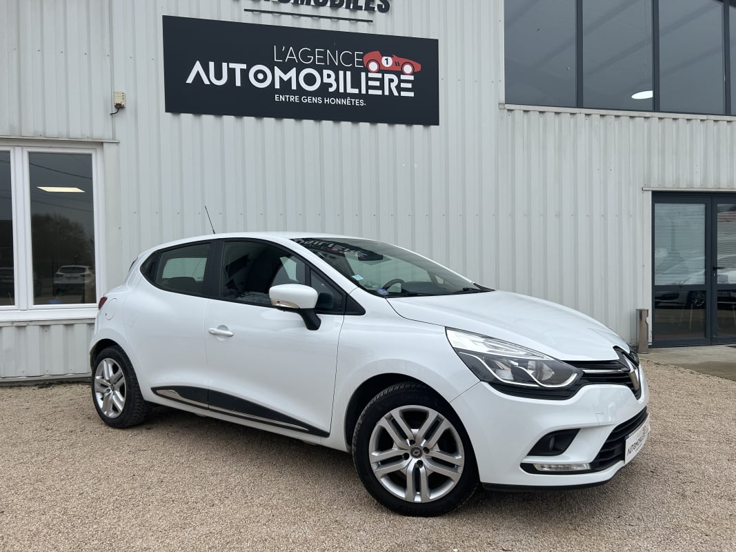 Renault Clio IV 0.9 TCe 90ch Business - ENTRETIEN 100% RENAULT — 1