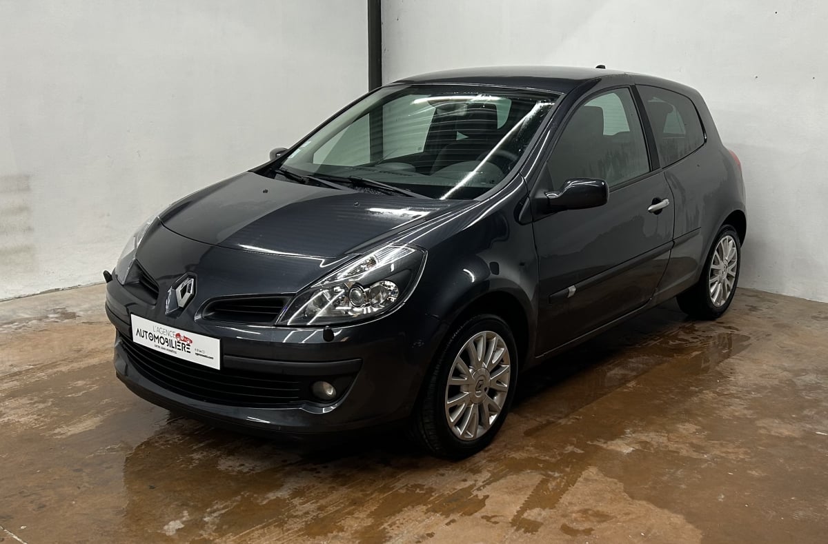 Renault Clio Clio 1.5 dCi 85ch Exception 2 3p — 1