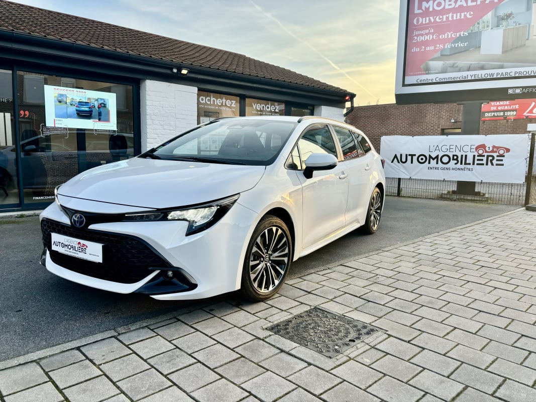 Toyota Corolla TOURING SPT 1.8 140 CV DYNAMIC ( 1ERE MAIN ) ( GARANTIE 2033 ) — 1