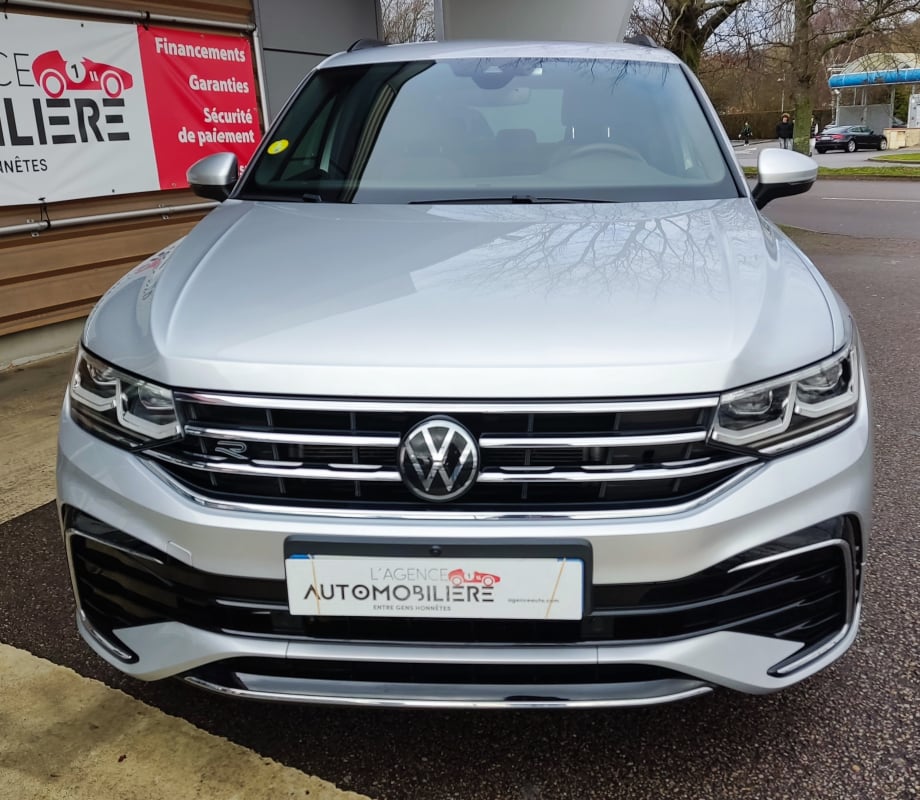 Volkswagen Tiguan R-LINE 2.0l 150cv — 2