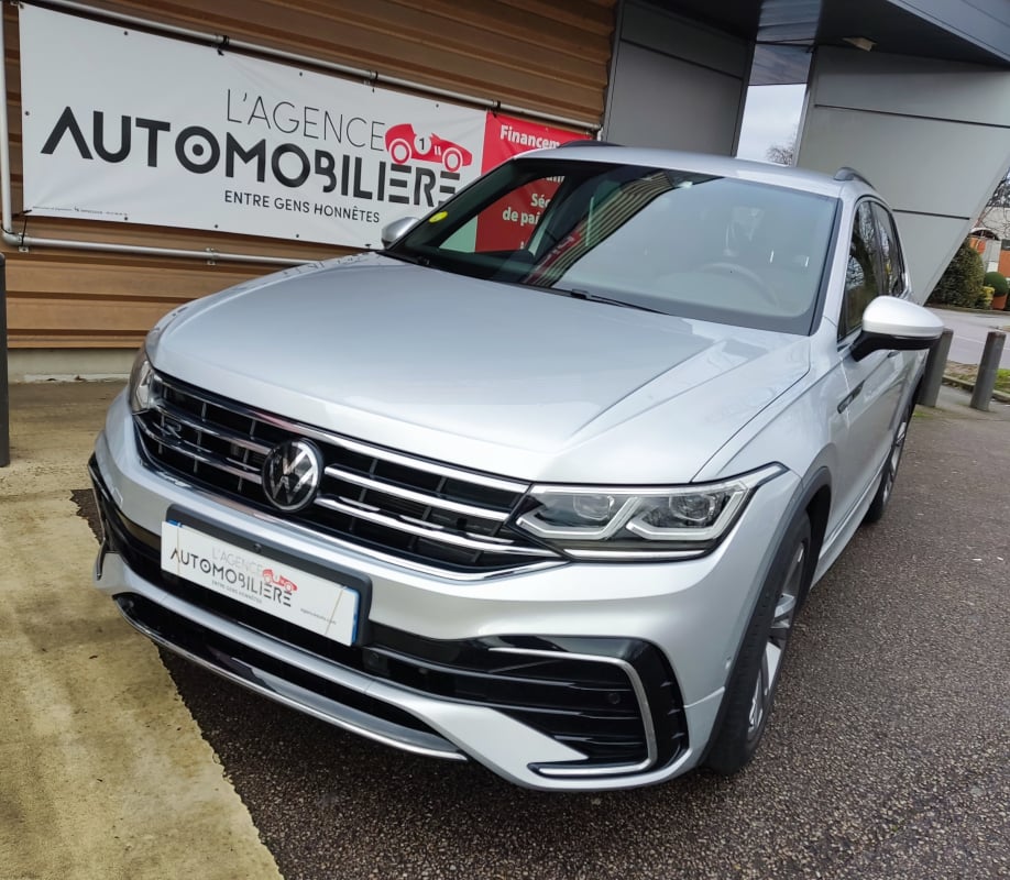 Volkswagen Tiguan R-LINE 2.0l 150cv — 1