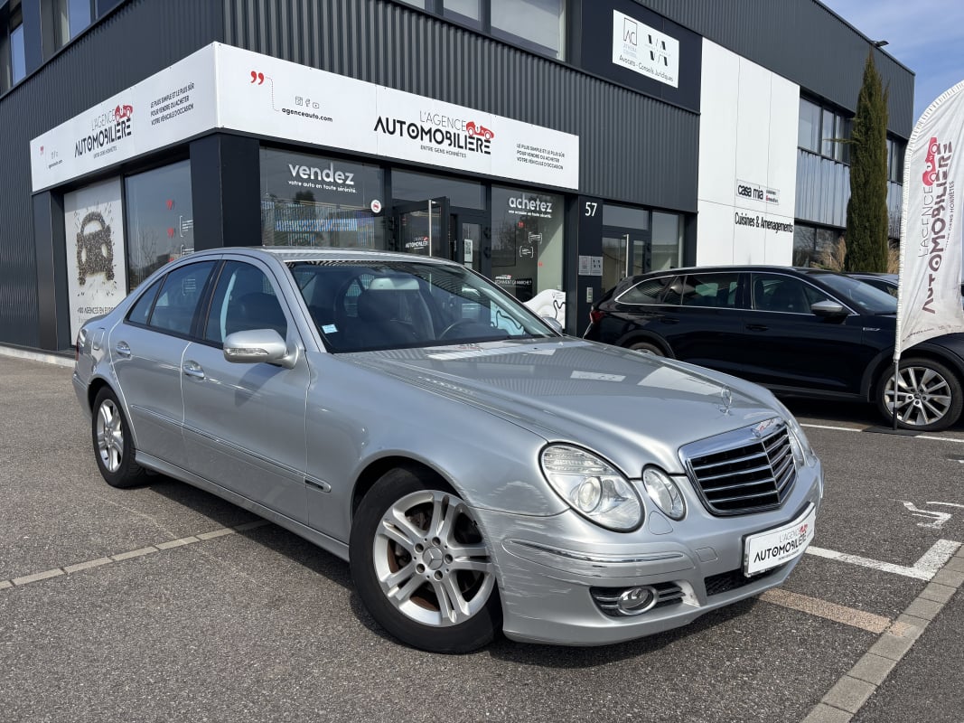 Mercedes-Benz Classe E AVANTGARDE 220 (W211) 2.1 CDI 170 SIÈGES CHAUFFANT — 1