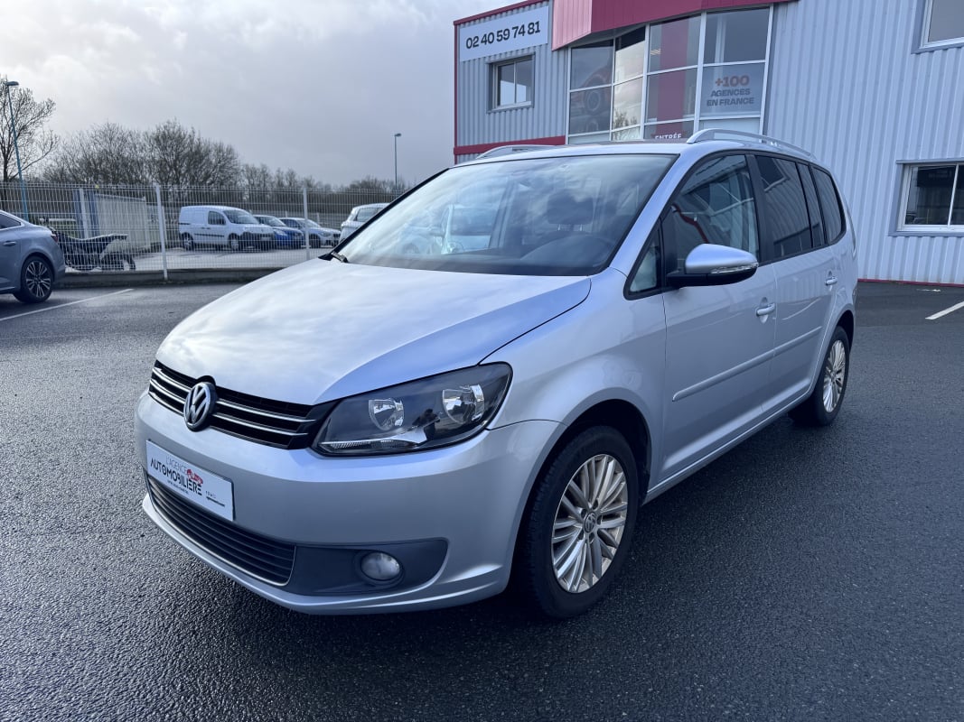 Volkswagen Touran 1.6 TDI 105 DSG7 CONFORTLINE | 7 PLACES | DISTRI 02/2026 | ATTELAGE | GARANTIE 6 MOIS — 1