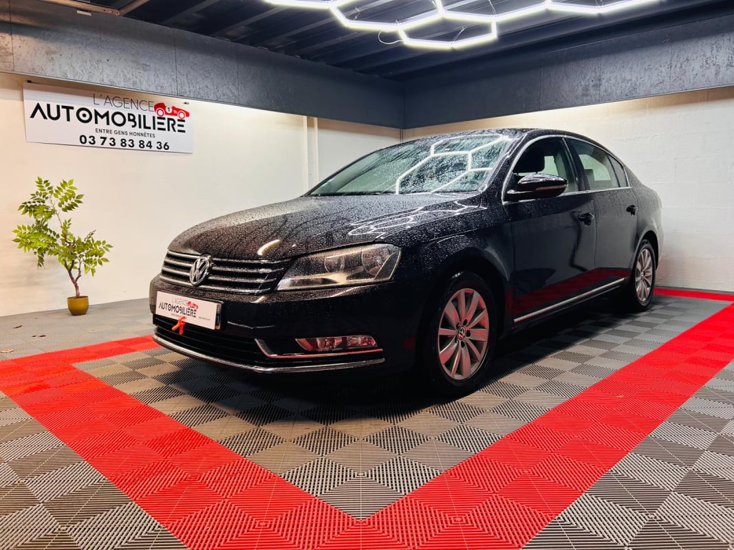 Volkswagen Passat B7 Berline 1.6 TDI 16V FAP Bluemotion 105 cv - Finition Confortline — 1