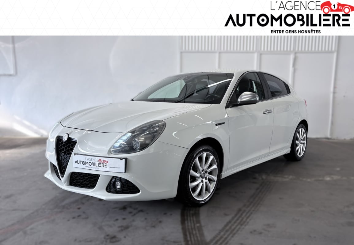 Alfa Romeo Giulietta 2.0 JTDM Turismo 140cv — 1