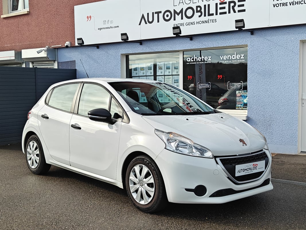 Peugeot 208 1.4 HDi 68ch Active 5p 2ÈME Main — 1