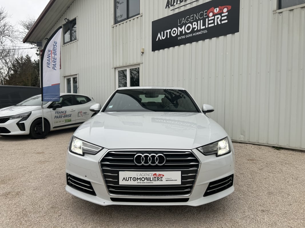 Audi A4 2.0 TFSI 190ch S-Tronic 7 Design Luxe — 2