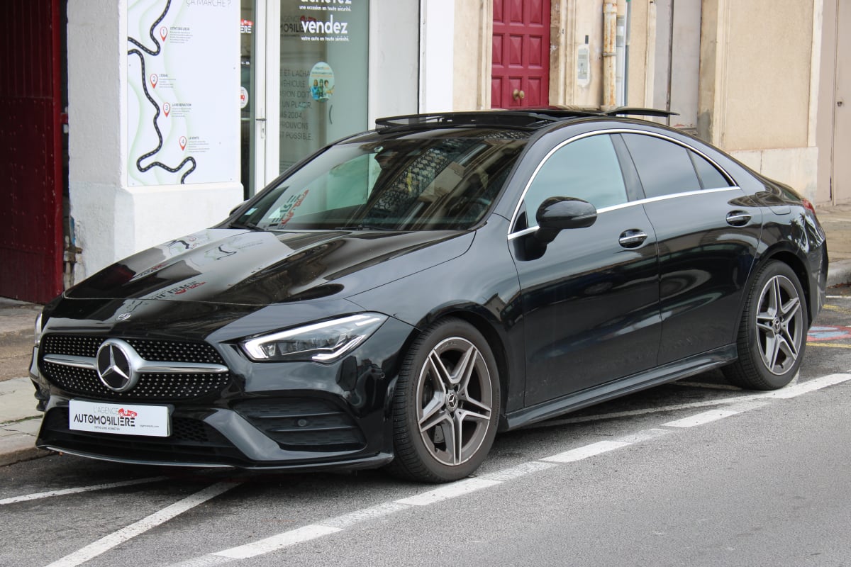 Mercedes-Benz Classe CLA COUPE 1.3 200 165 AMG LINE 7G-DCT BVA ( Toit Ouvrant, CarPlay, Sièges électriques... )