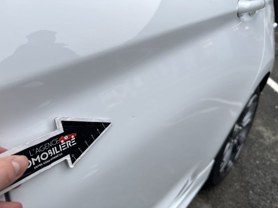Ford Fiesta 1.0i 95 ch BVM6 St Line (Garantie 6 mois) — 38