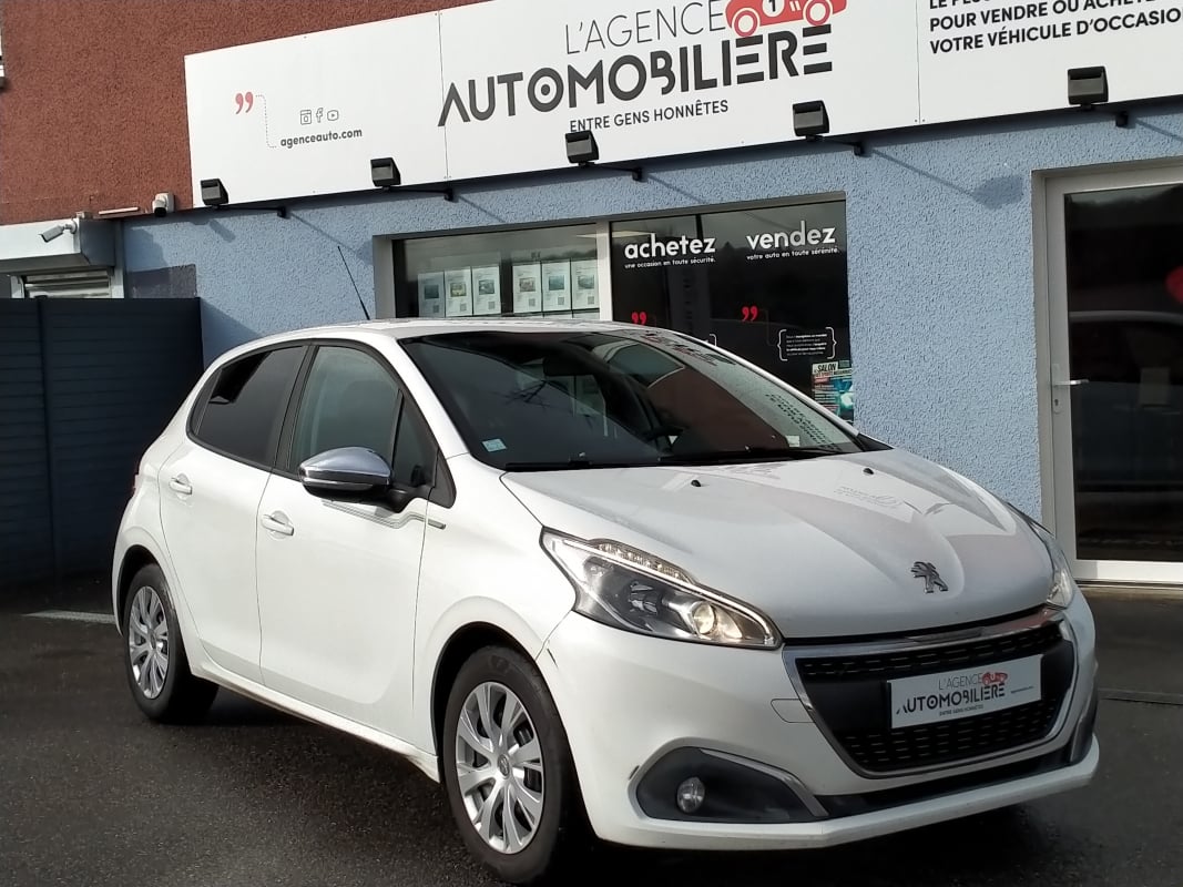 Peugeot 208 1.6 BLUEHDI 75 URBAN SOUL 5P — 1
