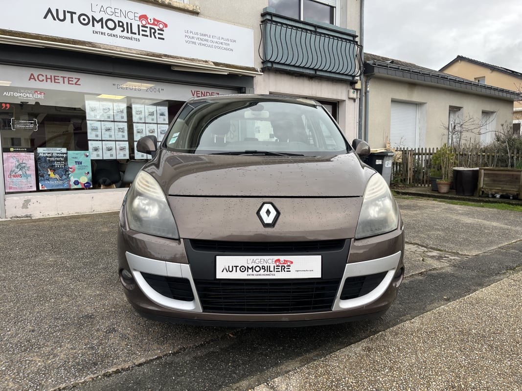 Renault Scenic III 1.6 DCI 130cv Dynamique - Chaîne de distribution — 2