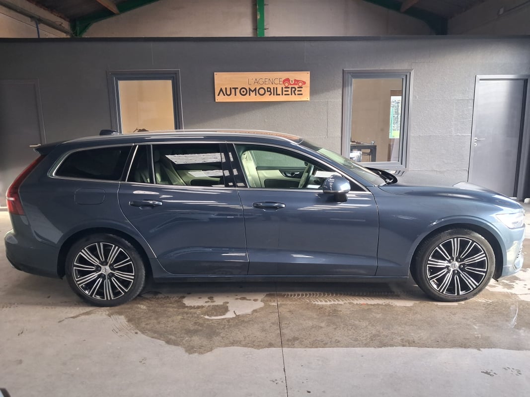 Volvo V60 V60 2l T6 Hybride AWD (4x4) Inscription Expression — 2