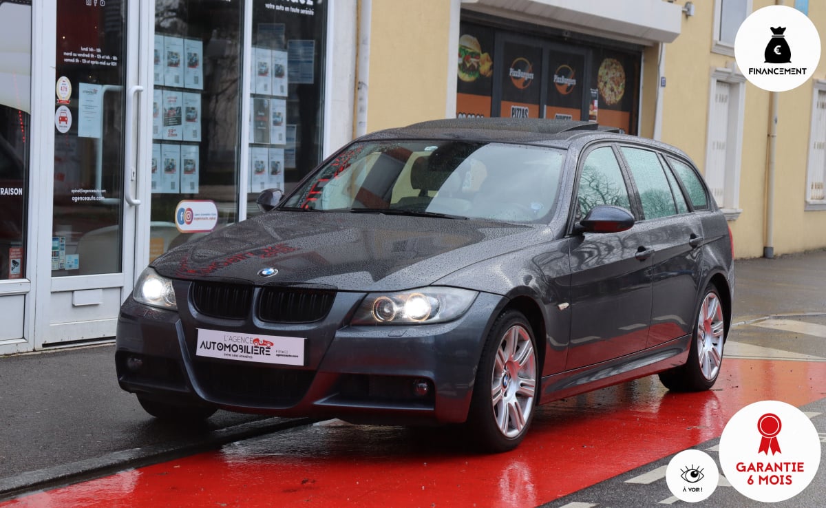 BMW Série 3 Touring 330xi 258 (Toit ouvrant, Sièges électriques & chauffants) — 1