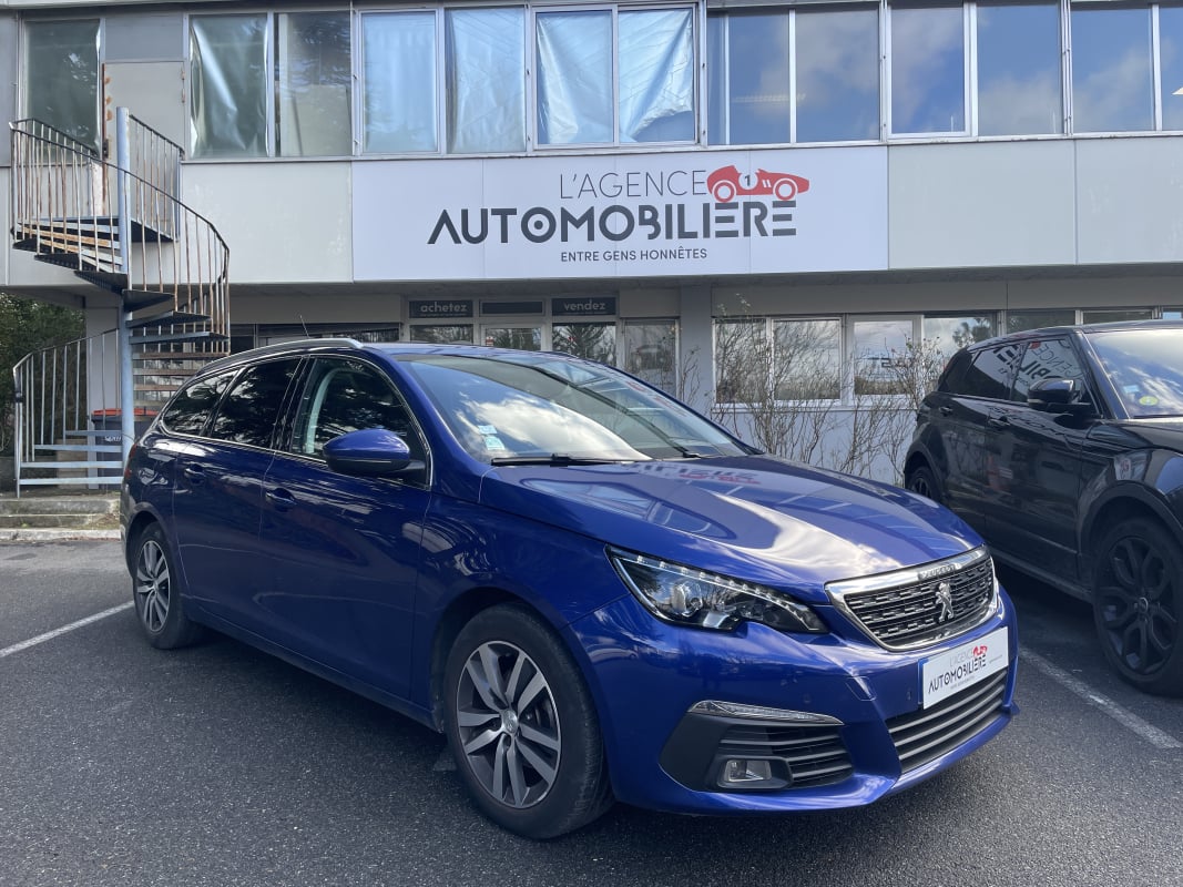 Peugeot 308 SW SW Phase II 1.5 BlueHDi 16V S&S 130 cv — 1
