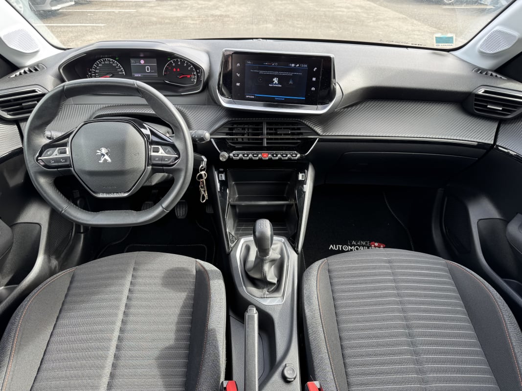 Peugeot 208 1.2 S&S 75CV ACTIVE PACK — 18