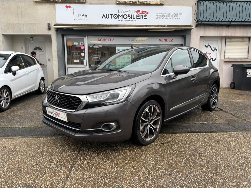 DS DS 4 2.0 BlueHDi EAT6 S&S 180cv - Sport Chic — 1
