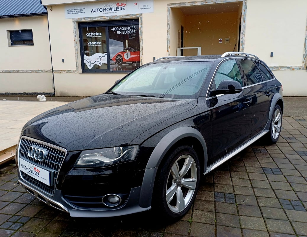 Audi A4 Allroad 2.0 TDI 143 CH Avant Quattro Ambition Luxe (B8)