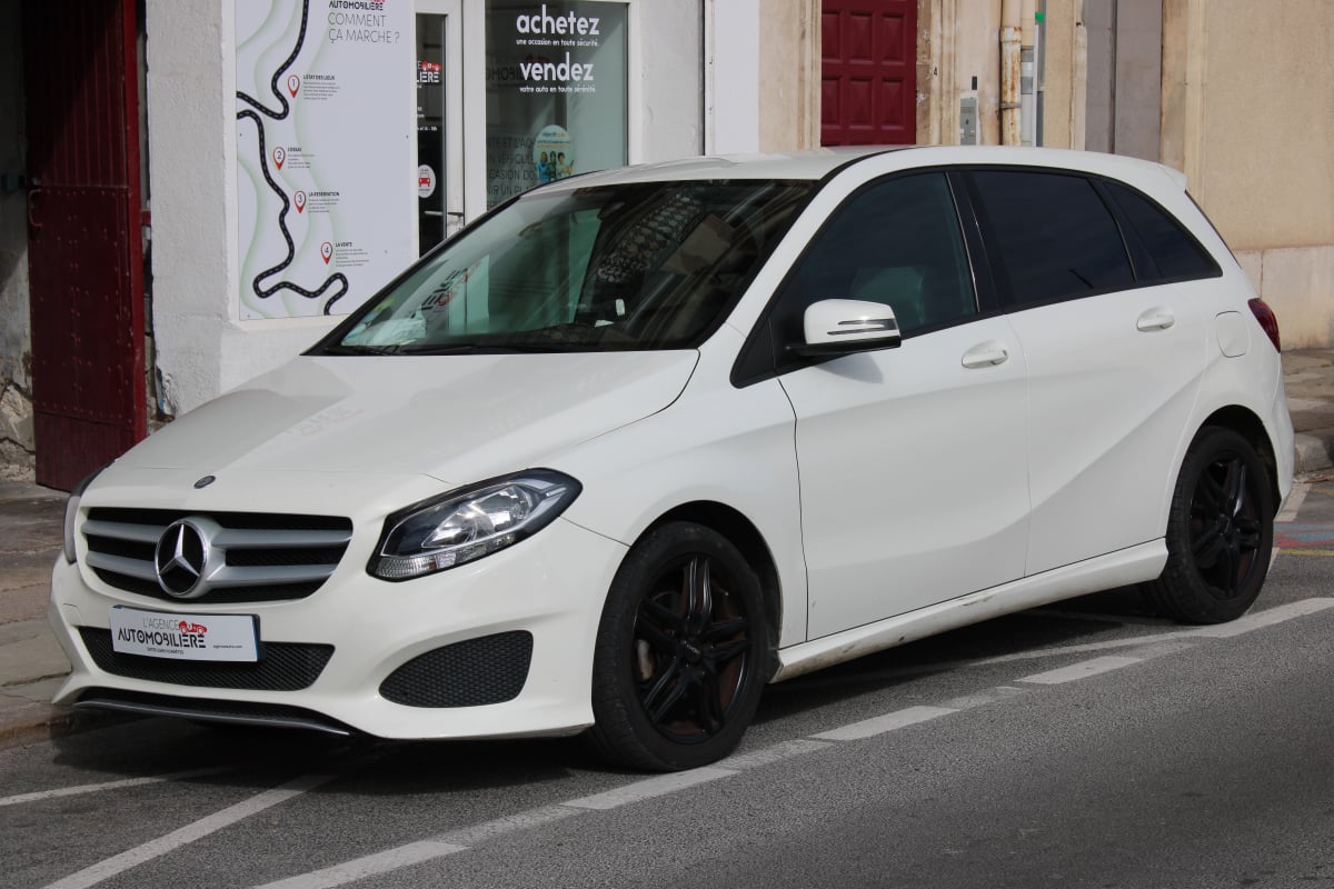 Mercedes-Benz Classe B 1.5 160 CDI 90 INTUITION 7G-DCT BVA ( Caméra de recul, clim, bluetooth ) — 1