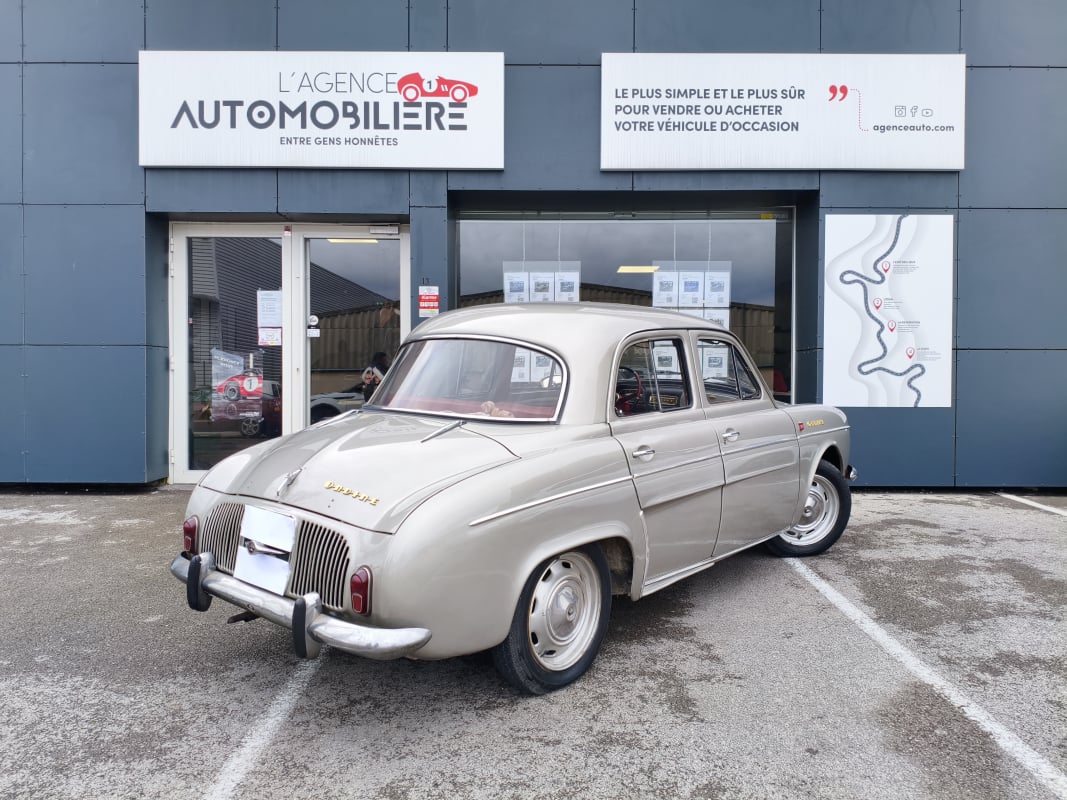Renault Dauphine Ondine R 1090A — 2