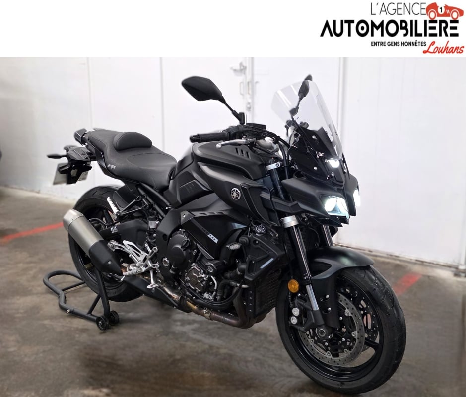 Yamaha MT 10 FULL Black 1000cm2 - 1ere main — 1