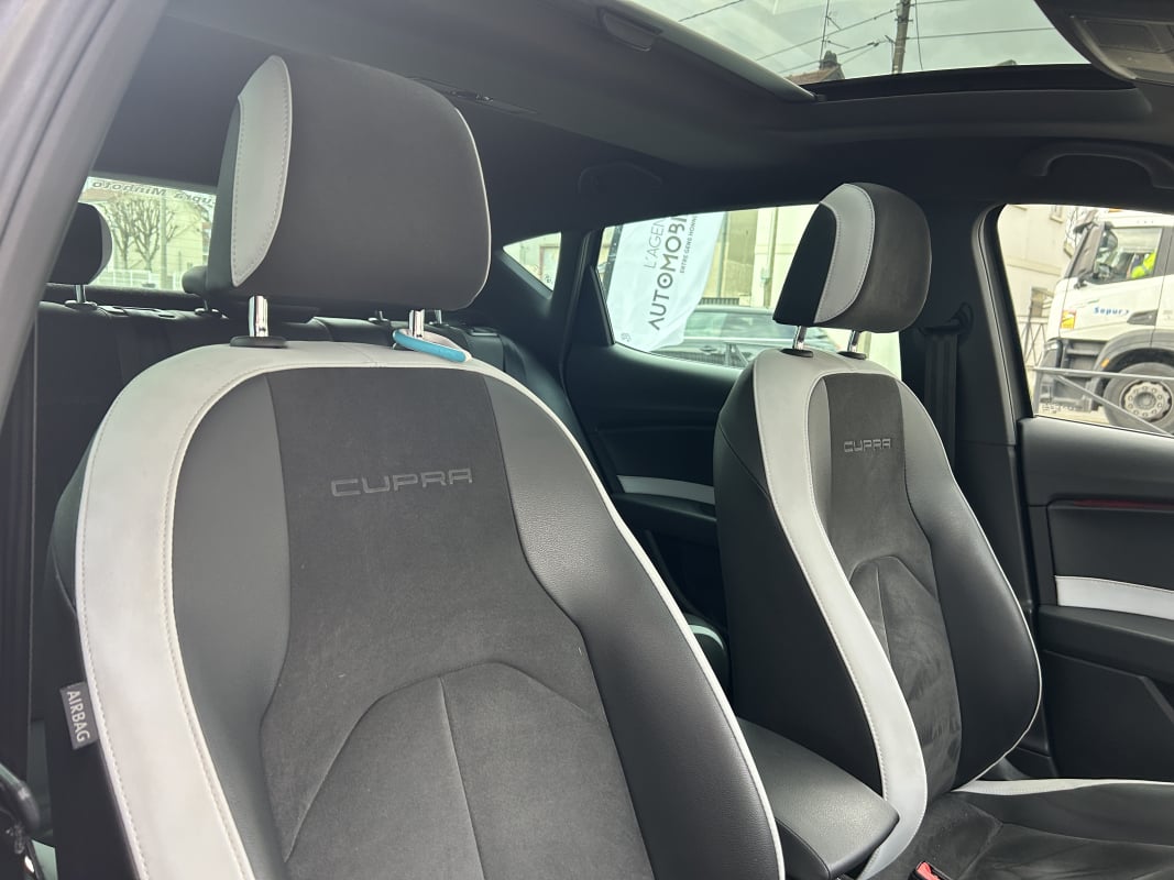 Seat Leon 2.0 TSI 265 CUPRA DSG6 - TOIT OUVRANT - SUIVI D'ENTRETIEN — 21