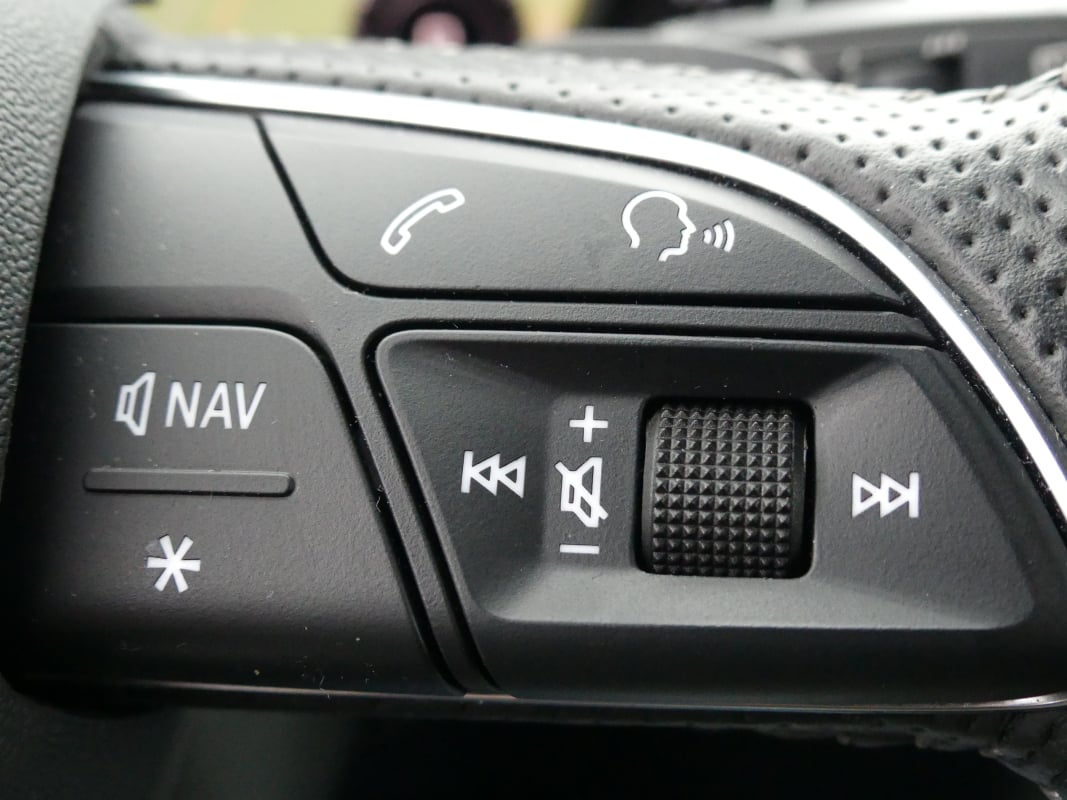 Audi Q5 55 TFSIE 367 S LINE QUATTRO S TRONIC 7 HYBRIDE RECHARGEABLE — 39