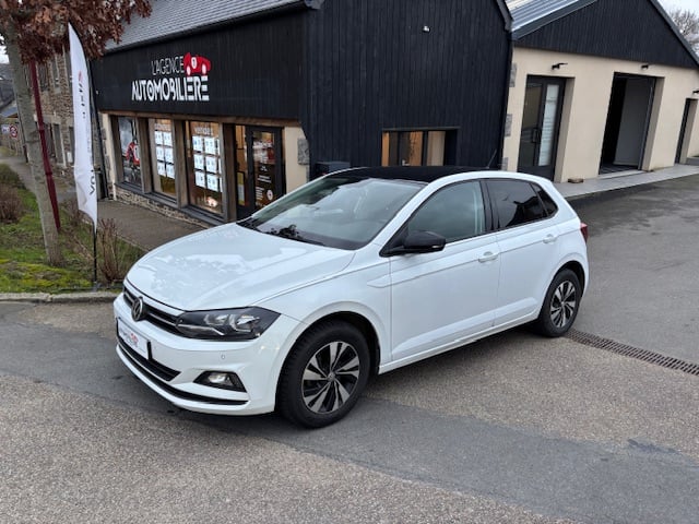 Volkswagen Polo 1.0 TSI 95 CH CONNECT — 1