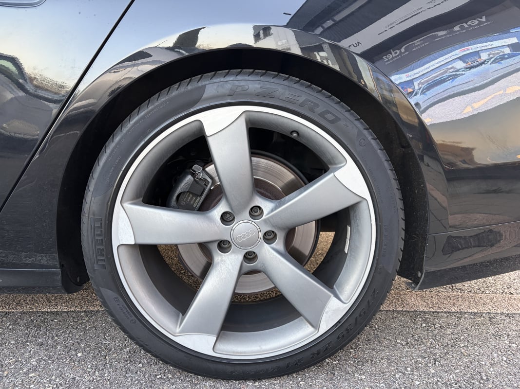 Audi S8 D4 (I) V8 4.0 TFSI 520 QUATTRO TOIT OUVRANT BOSE SOFT CLOSE — 39