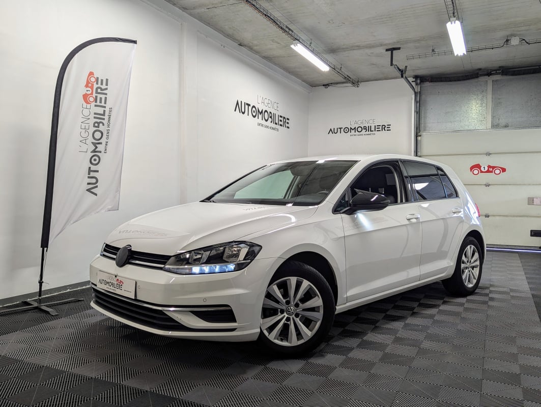 Volkswagen Golf VII (2) 1.0 TSI 85 CONFORTLINE + CAMERA — 1