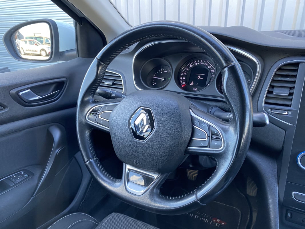 Renault Megane IV 1.5 DCI 95CH BLUE BUSINESS — 16
