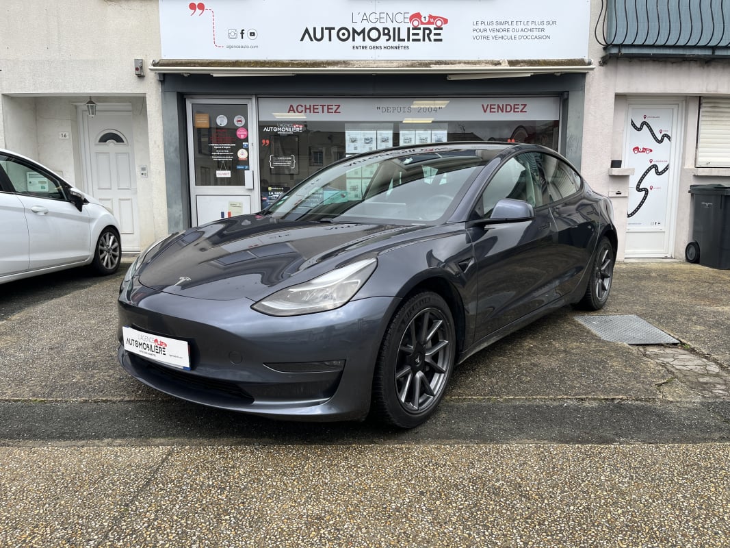 Tesla Model 3 Long Range AWD 450 cv 82KWH 1ère main - Attelage amovible — 1