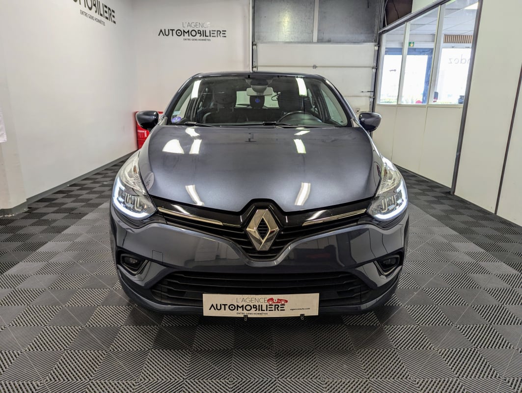 Renault Clio IV (2) 1.2 TCE 120 ENERGY INTENS — 2