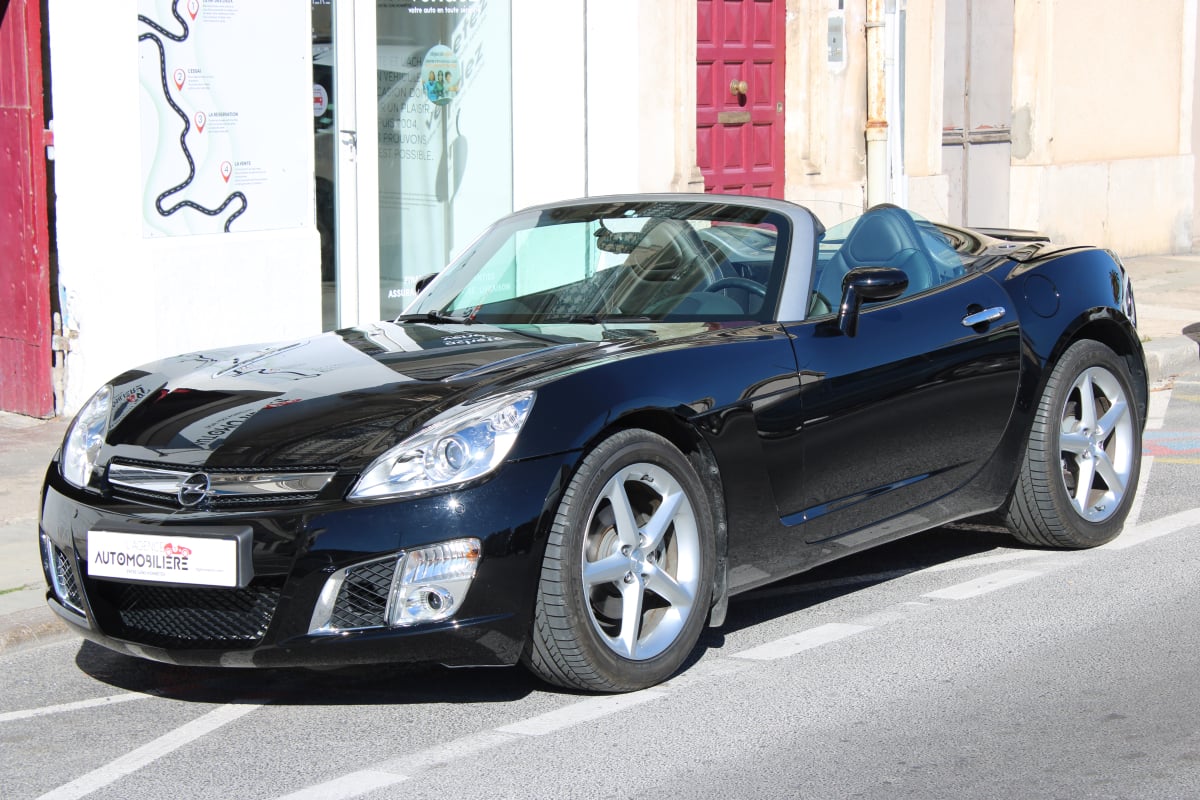 Opel GT 2.0 T 265 ( Radar Av et Arr, Moteur à chaîne, Becquet ... ) — 1